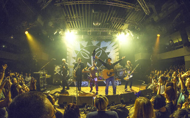 Levellers + Seán McGowan, 6.11.2018, Lucerna Music Bar, Praha