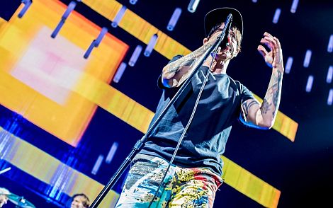 Red Hot Chili Peppers chytajú nový dych?