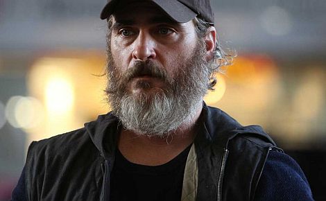 Nesmiřitelný Joaquin Phoenix v thrilleru Nikdys nebyl