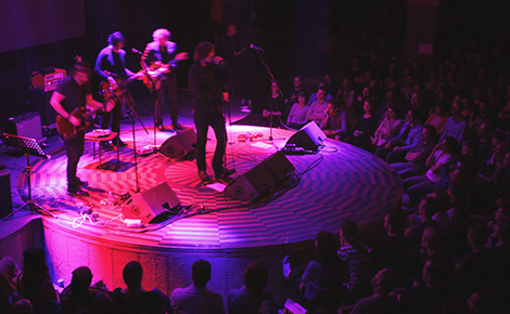 Mark Lanegan + Duke Garwood + Lyenn, 19. 5. 2016, Lucerna Music Bar, Praha