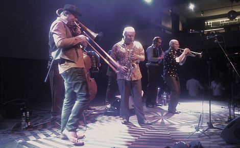 Amsterdam Klezmer Band – bodlák mezi tulipány