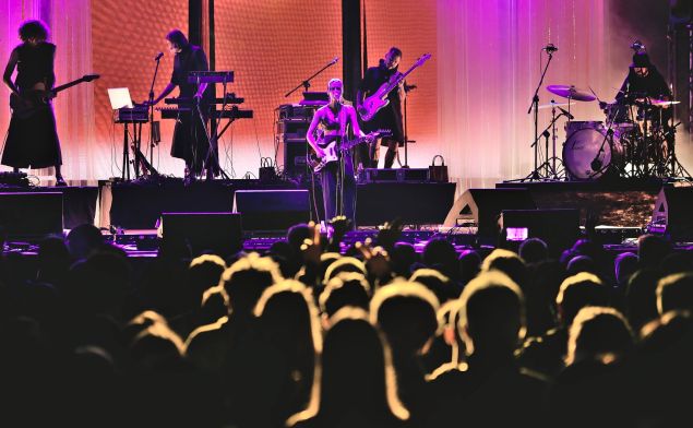 Taháky Yass! festivalu Morcheeba a GusGus