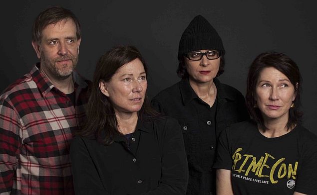 Kim Deal z Pixies přiveze svoji kapelu The Breeders