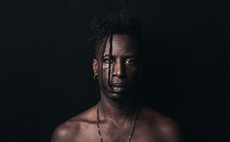 Básník Saul Williams na Rock for People