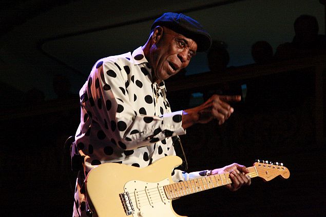 Blues je naživu a má se fajn (Buddy Guy)